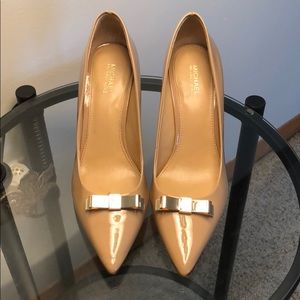 MICHAEL KORS Vivienne Pump Heels Nude (With Box!)